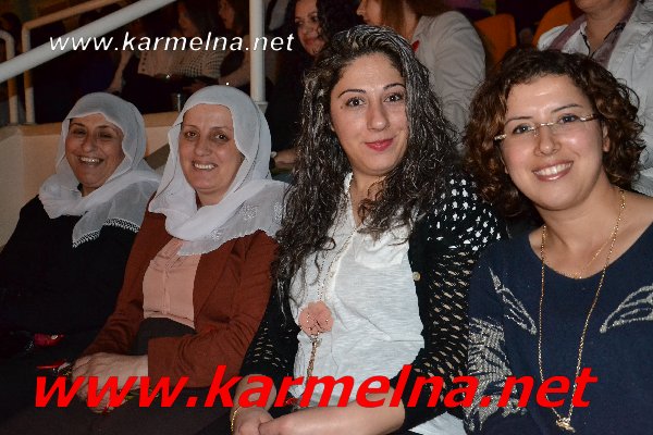 رئيس المجلس يحتفل بعيد الام